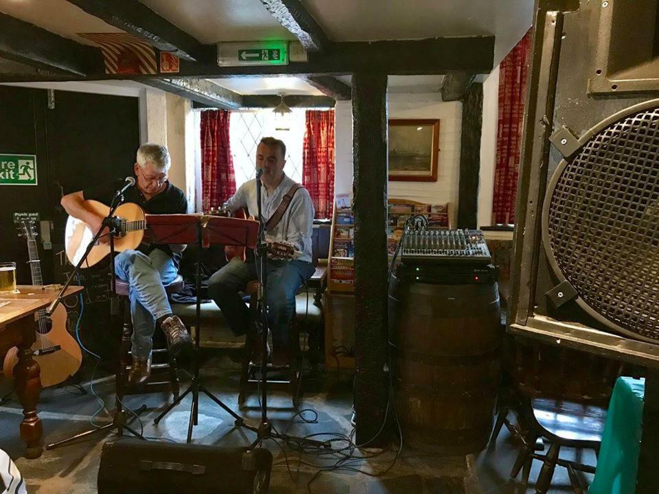 Jolly Sailor Inn Looe Esterno foto